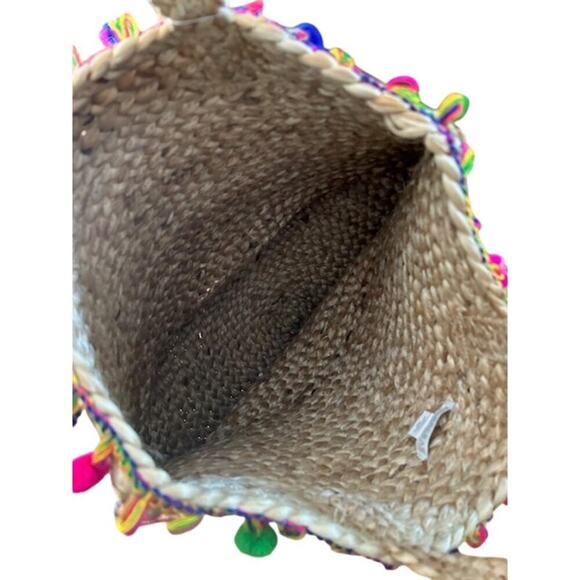 Shiraleah Chicago Woven Jute Tote Bag with Pom Pom Trim Francesca’s NWT - Picture 4 of 5